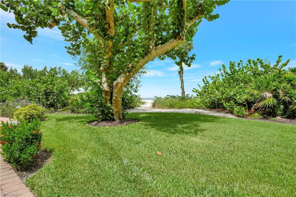 ROYAL MARCO POINT - Residential