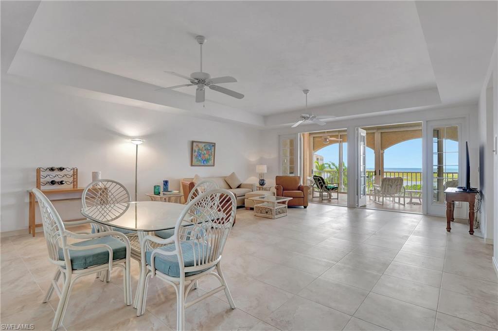 ROYAL MARCO POINT - Residential