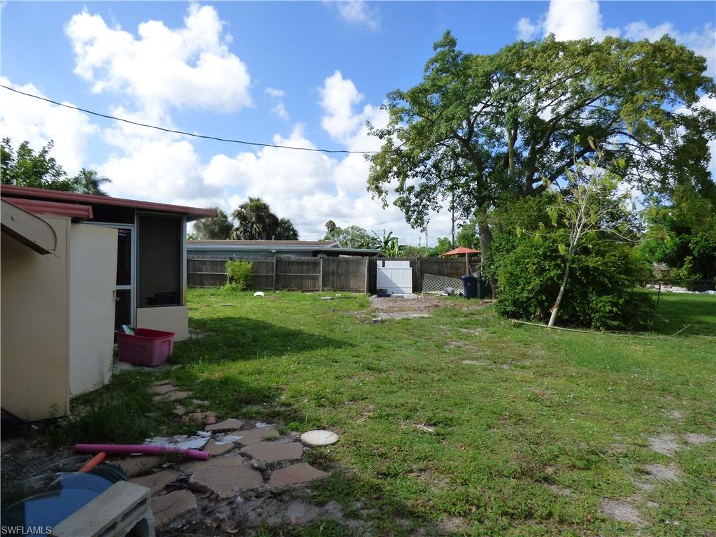 LEHIGH ACRES - Residential