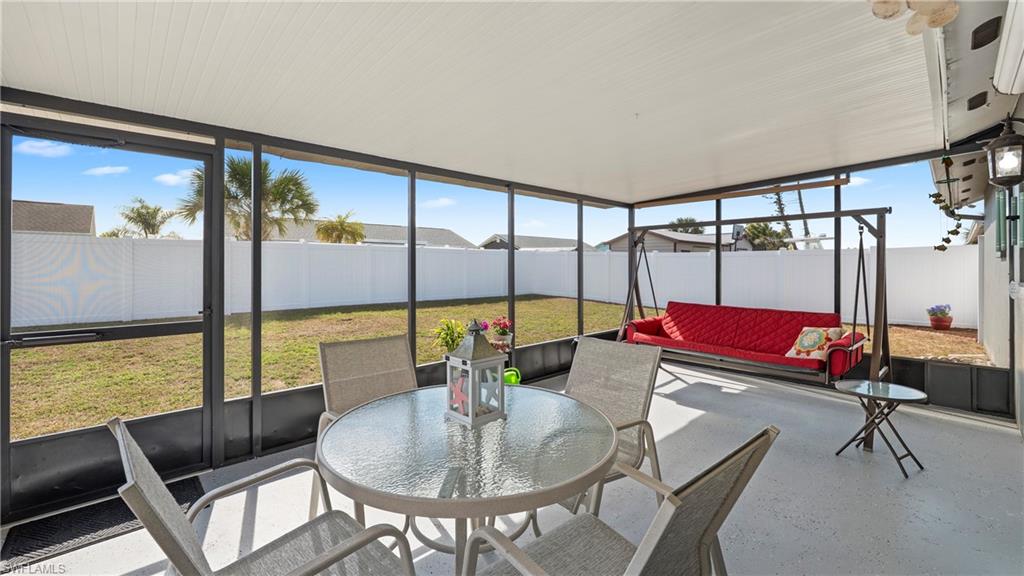 GULF COVE - Residential