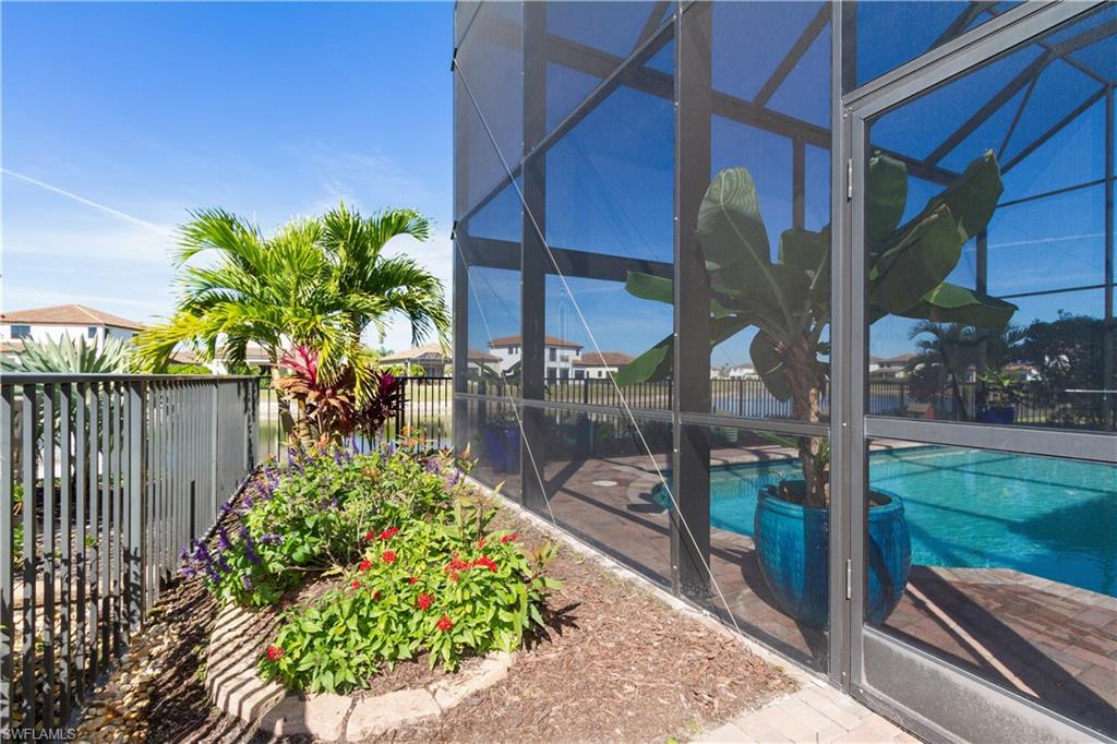 MAPLE RIDGE - Residential