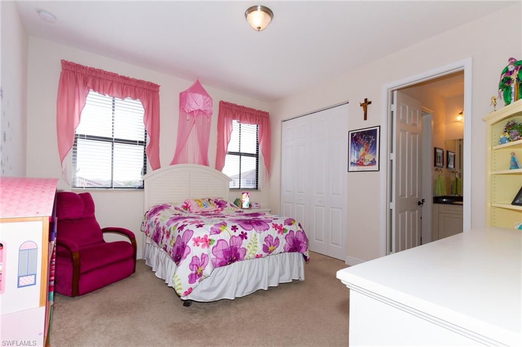 MAPLE RIDGE - Residential