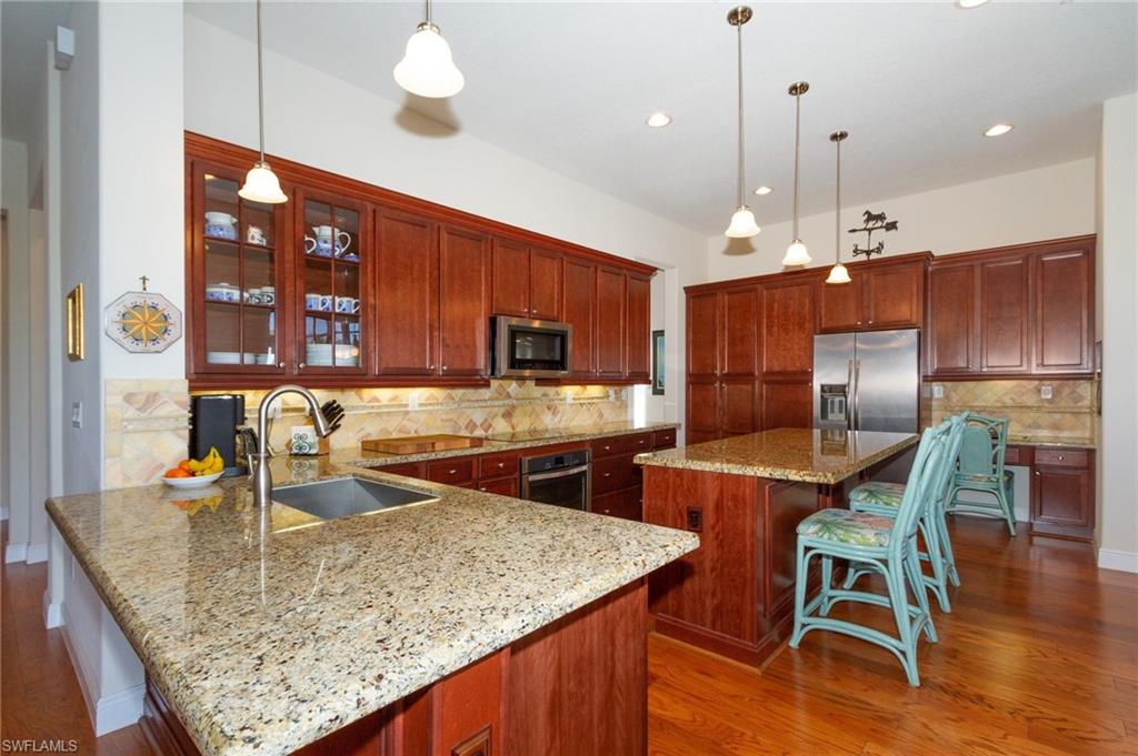 MAPLE RIDGE - Residential