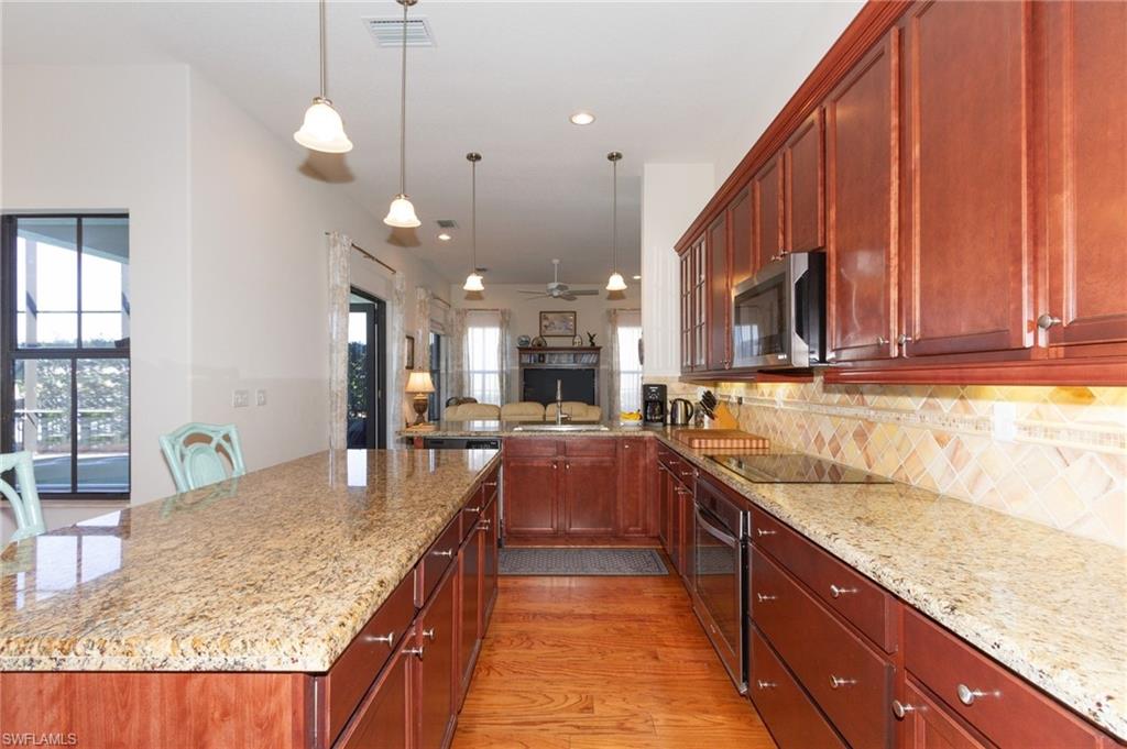 MAPLE RIDGE - Residential