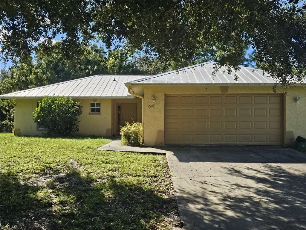 LEHIGH ACRES - Residential