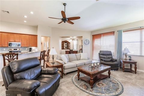 Single Family Residence in PUNTA GORDA FL 17285 Butternut CT 11.jpg