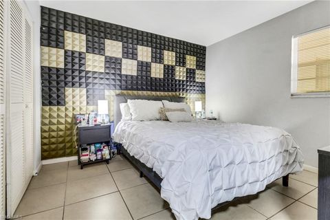 A home in NAPLES