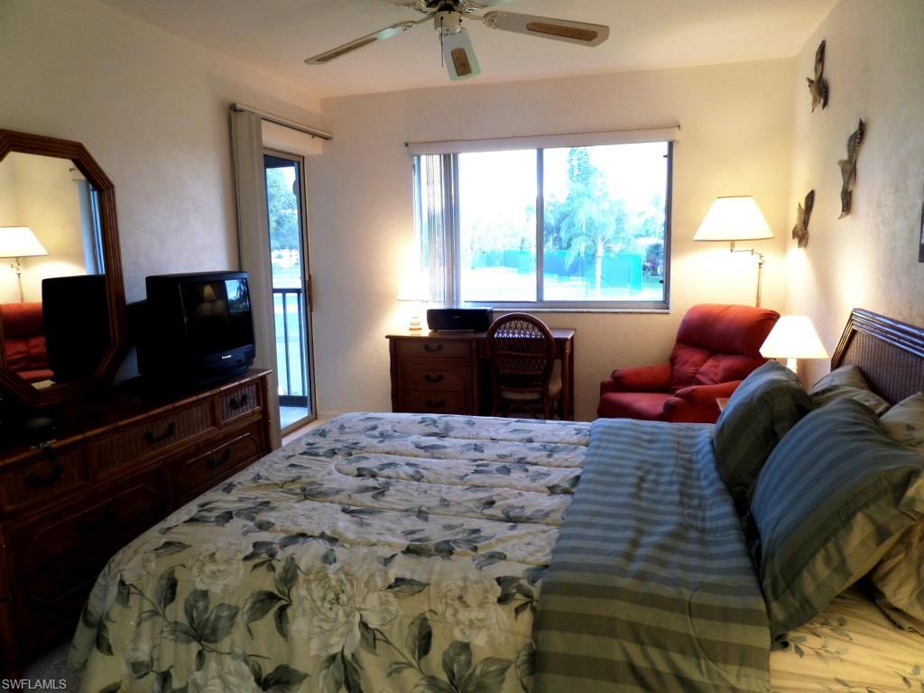 COUNTRY CLUB VILLAGE - Residential