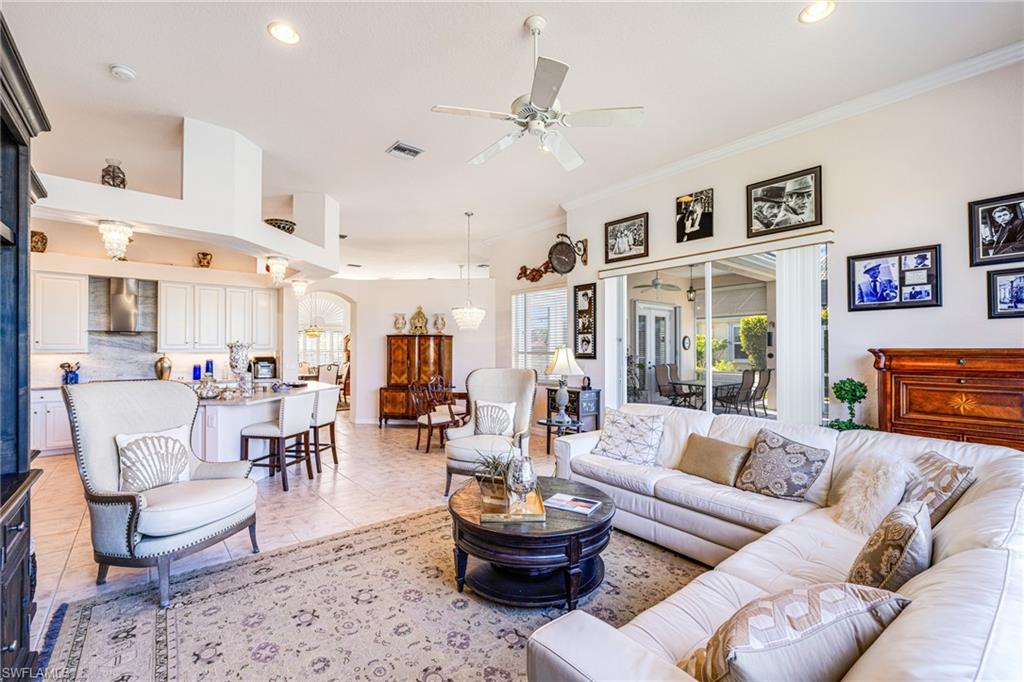 REFLECTION LAKES - Residential