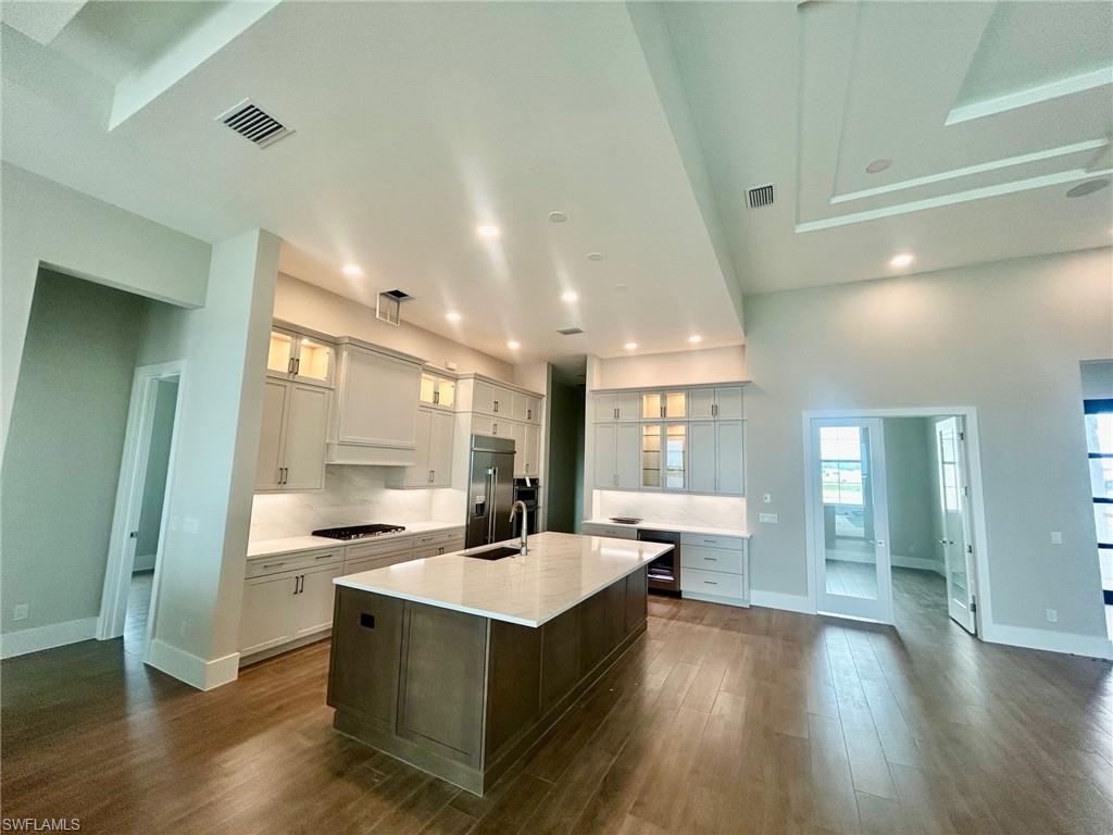 CAYMAS - Residential