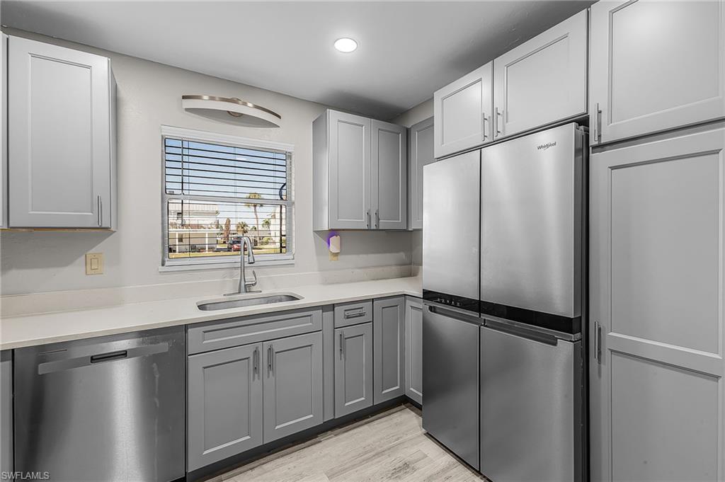 MARLOU VILLAS CONDO - Residential