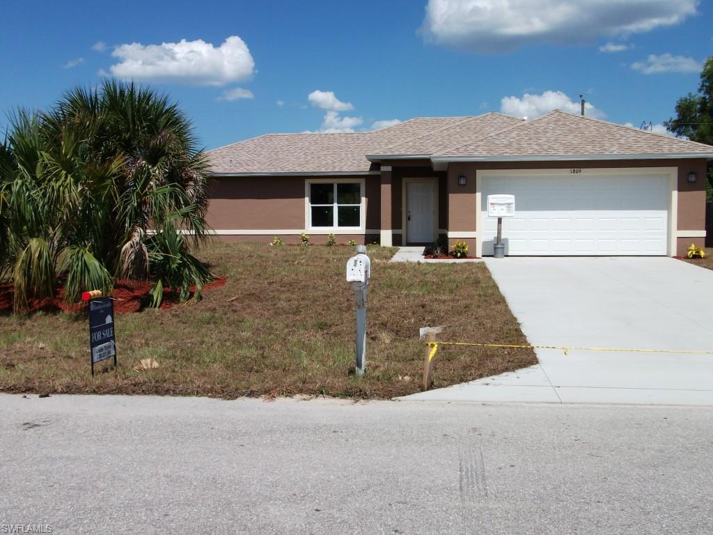 CAPE CORAL - Residential