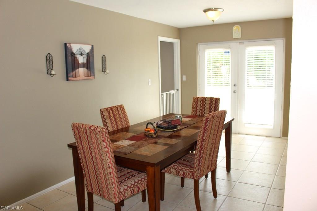 SAN CARLOS PARK - Residential