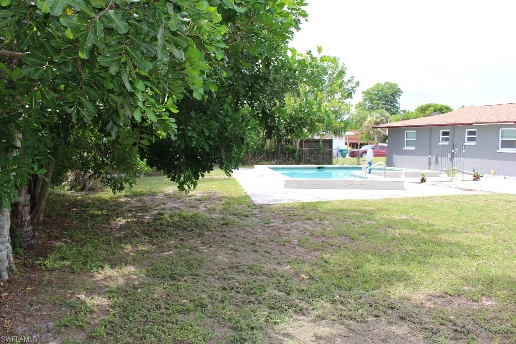 SAN CARLOS PARK - Residential