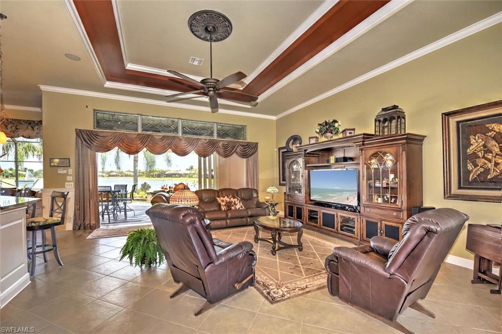 BELLE LAGO - Residential