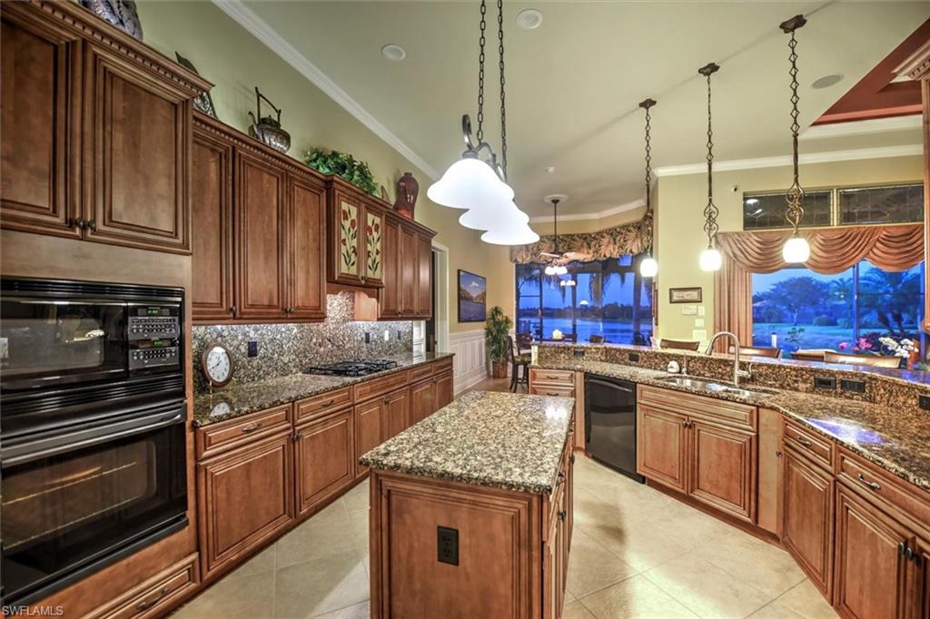 BELLE LAGO - Residential