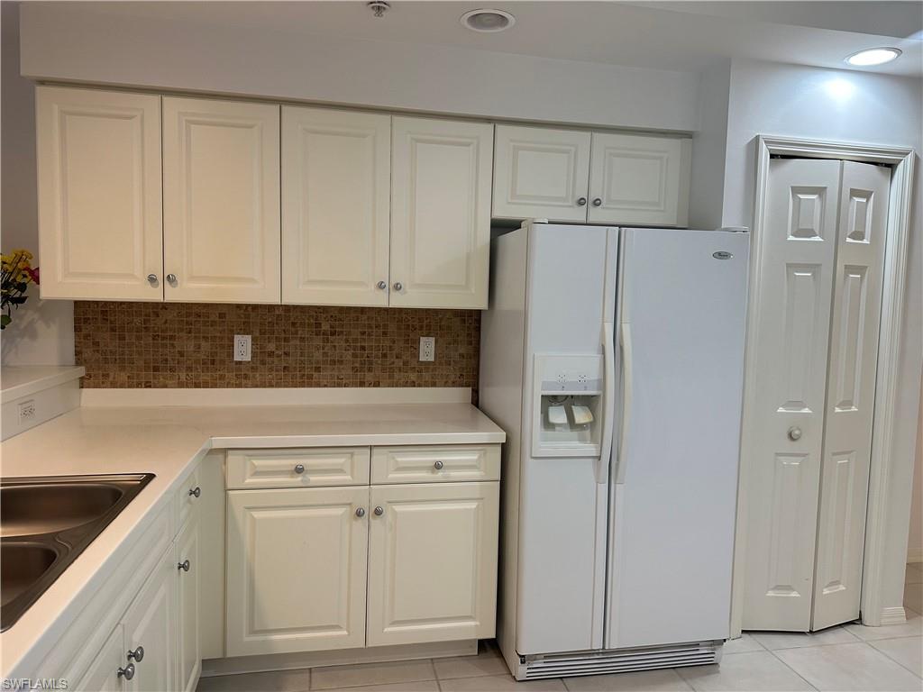 ISLAND COVE OF CAPE CORAL - Residential Lease