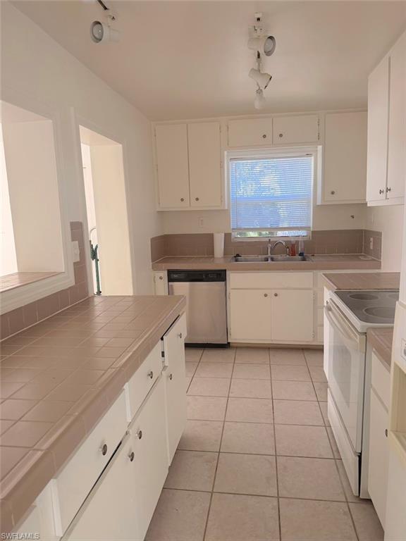 ALLEN PARK - Residential Lease