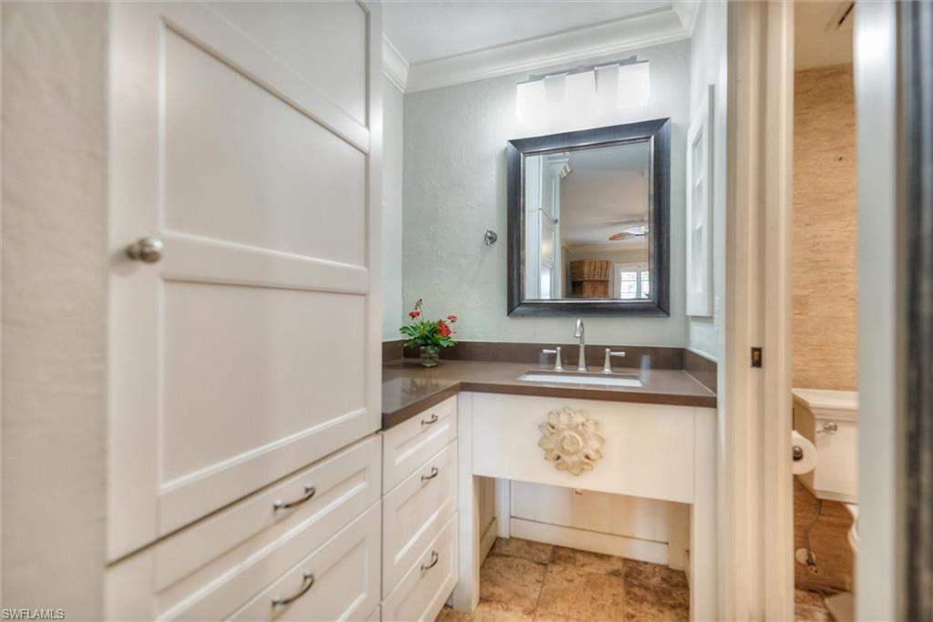 BAYSIDE VILLAS - Residential