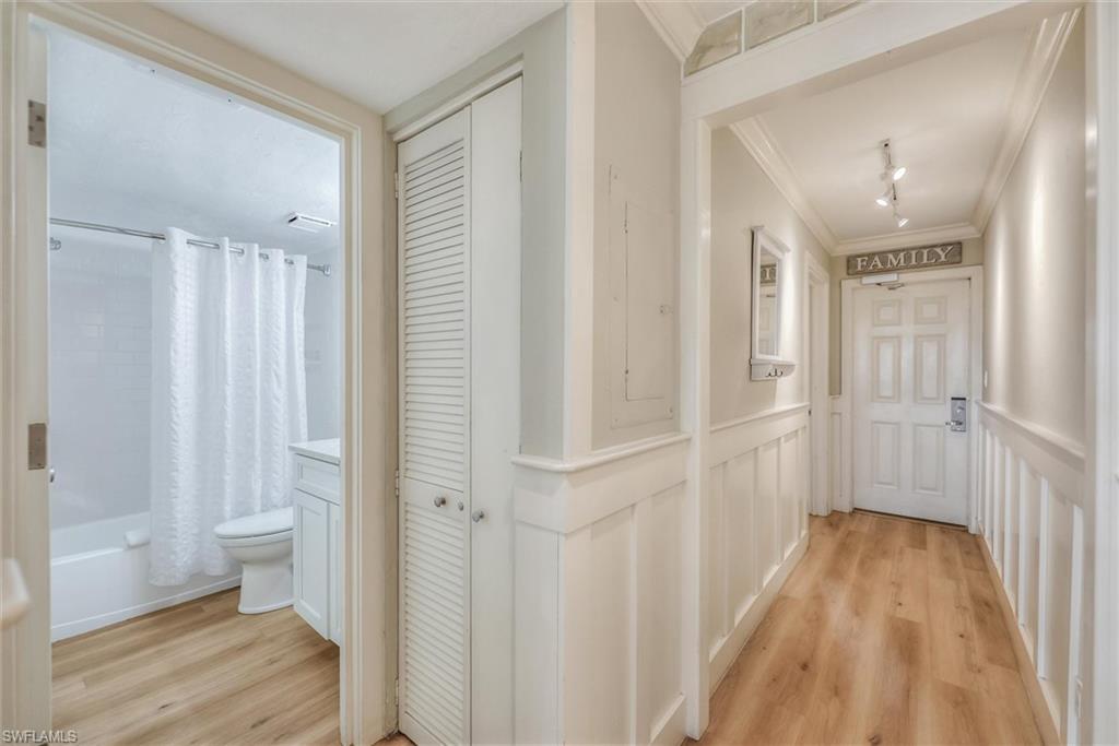 BAYSIDE VILLAS - Residential