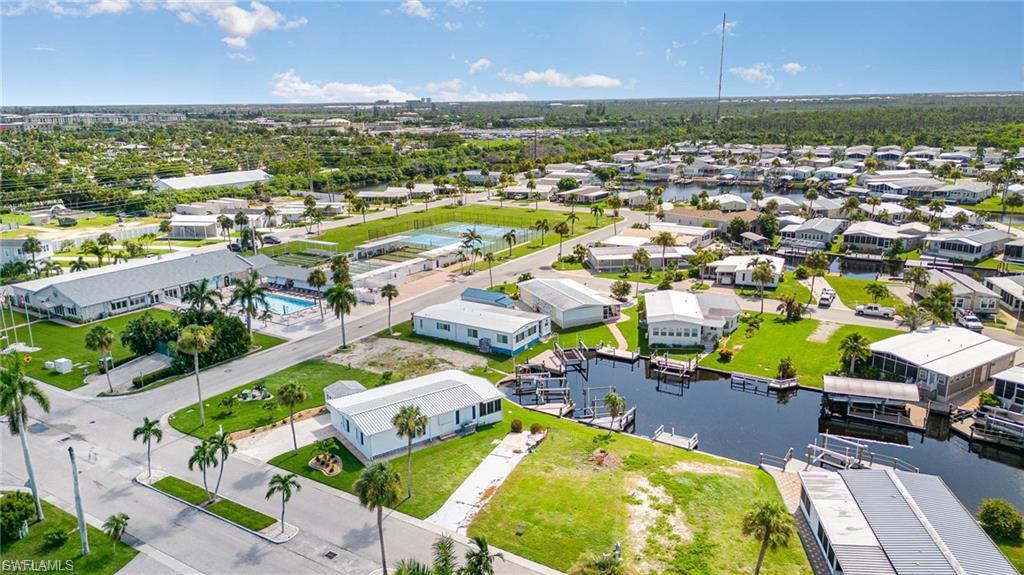 BAYSIDE ESTATES - Land