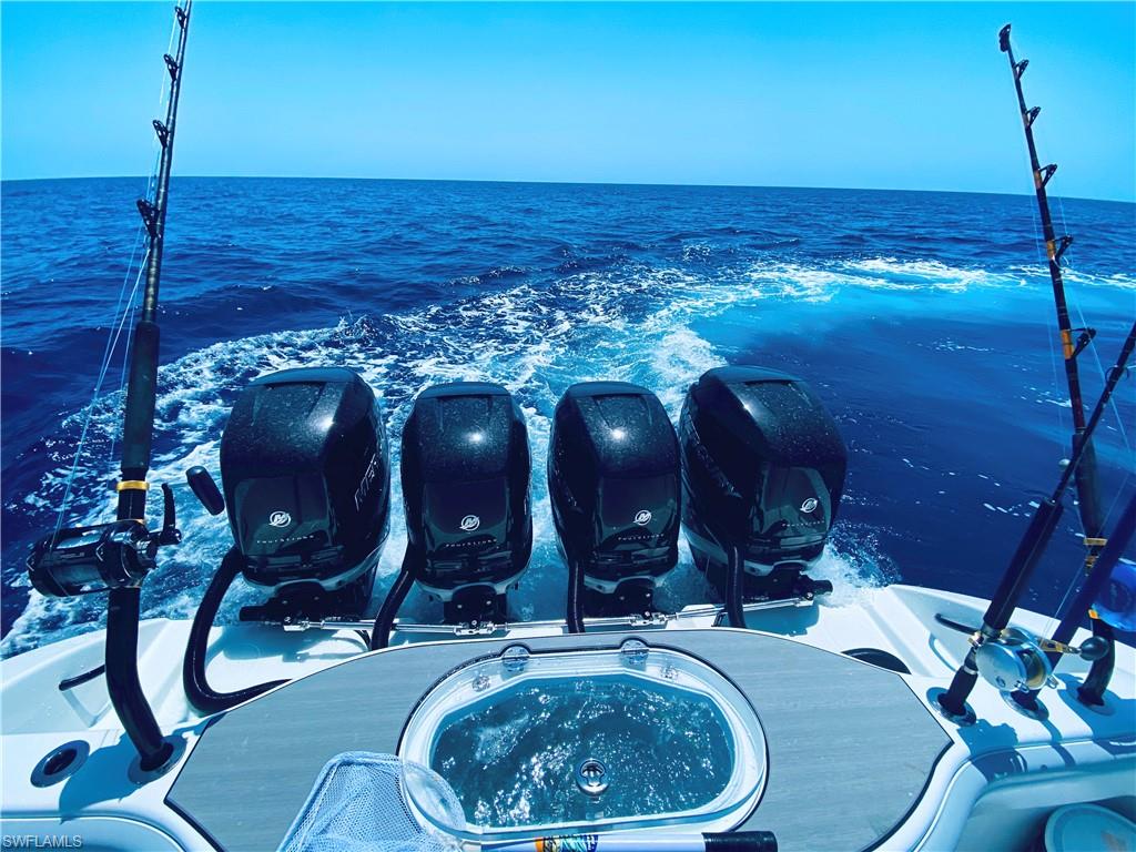 ISLES OF CAPRI - Land