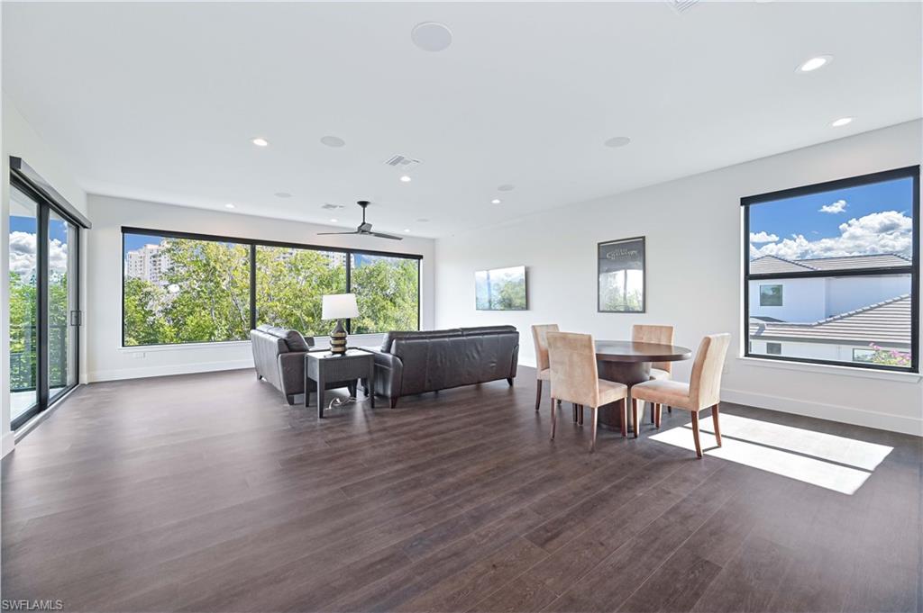 TARPON ESTATES - Residential