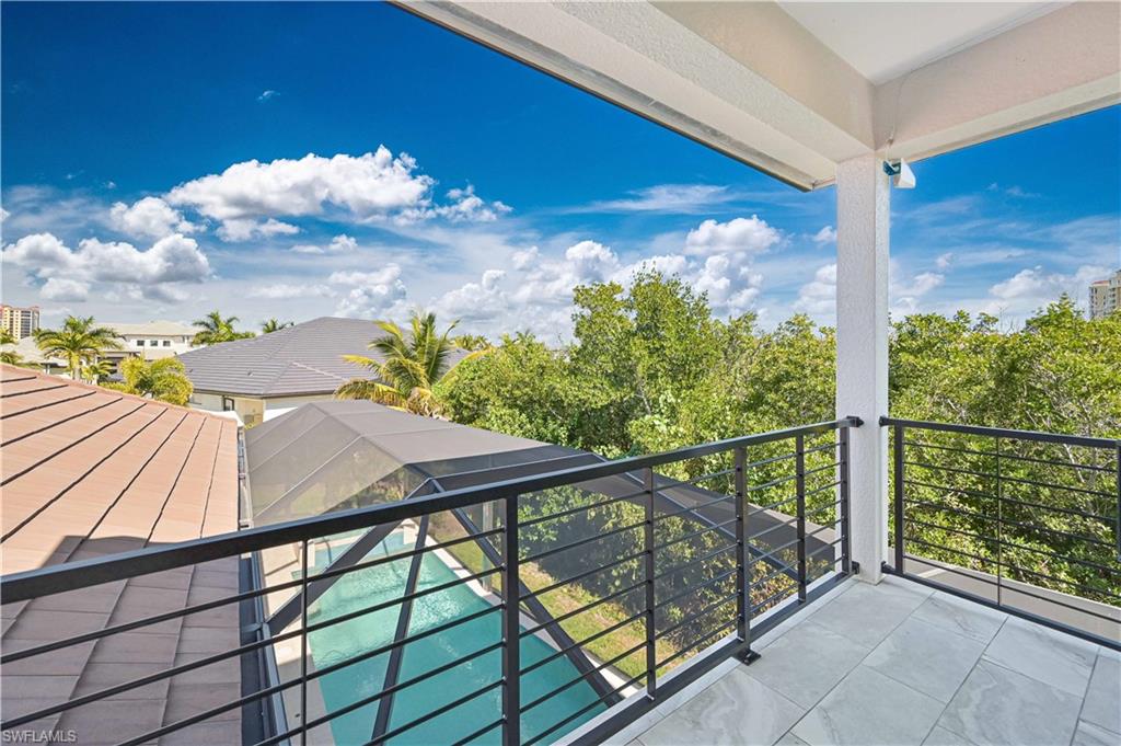 TARPON ESTATES - Residential