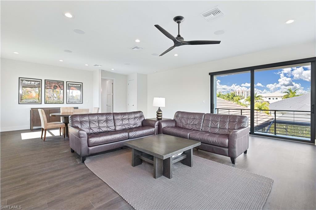 TARPON ESTATES - Residential