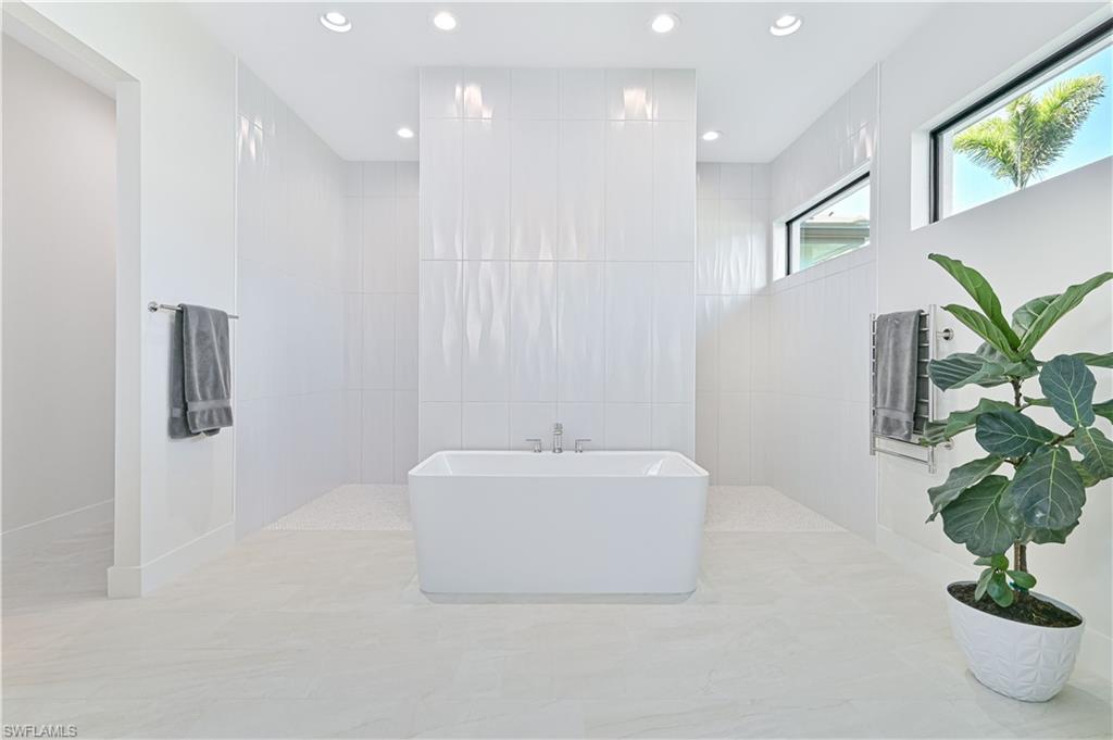 TARPON ESTATES - Residential