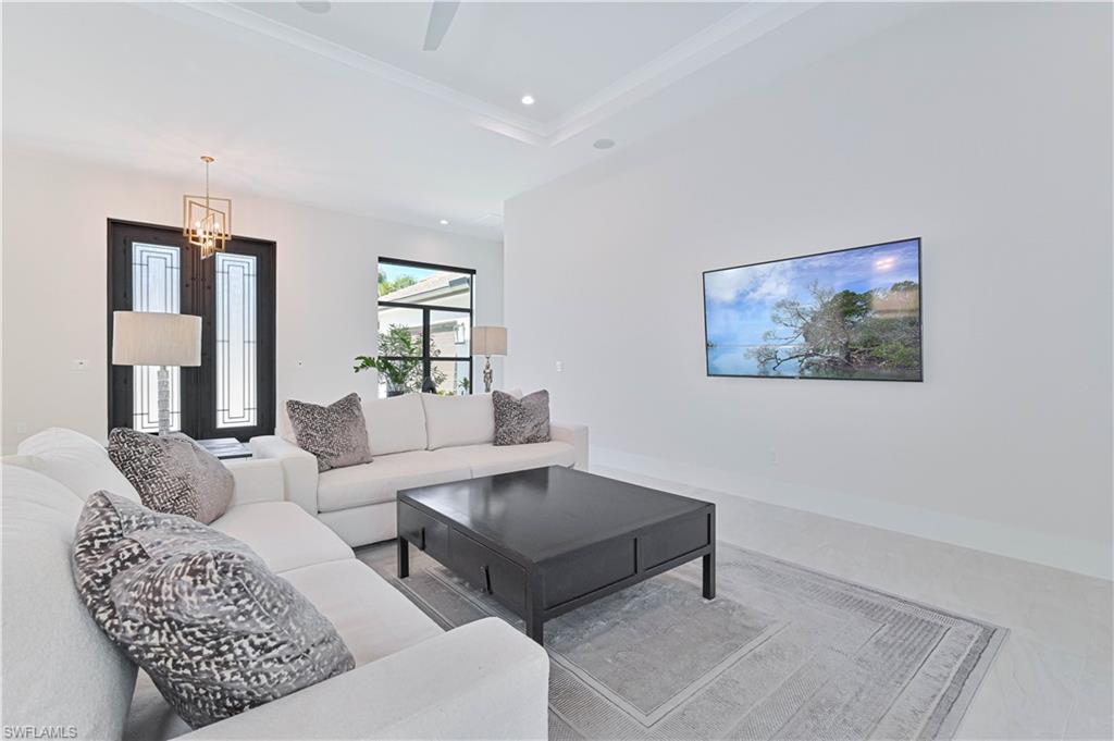 TARPON ESTATES - Residential