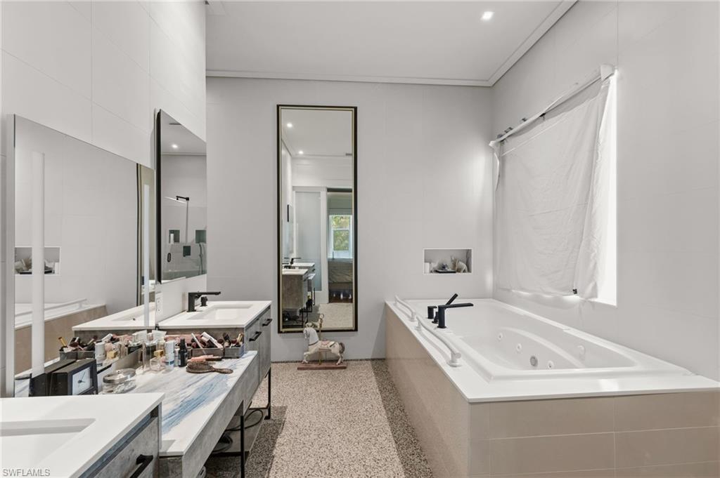 BELLA TERRA - Residential