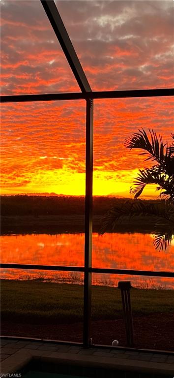 COUNTRY CLUB - Residential