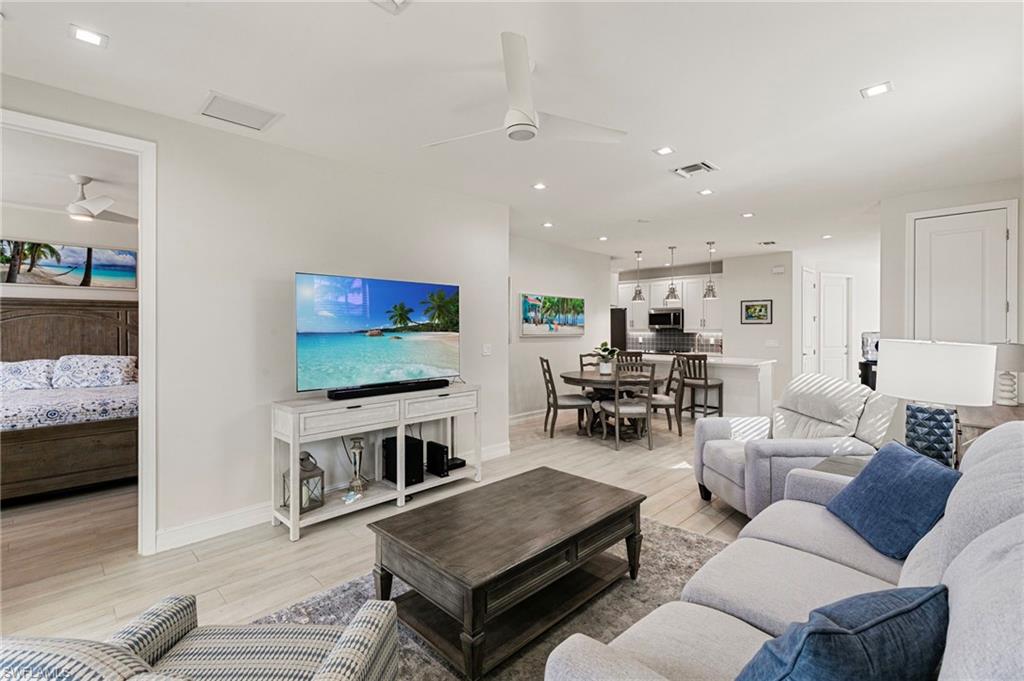 VANDERBILT RESERVE - Residential