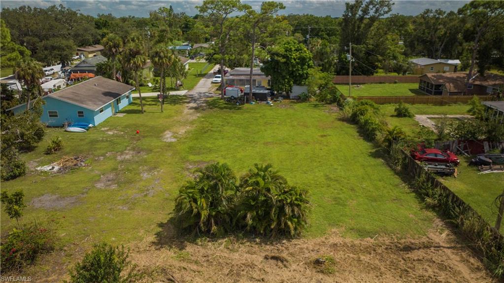NORTH FORT MYERS - Land