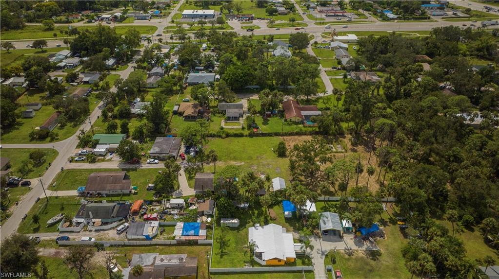 NORTH FORT MYERS - Land