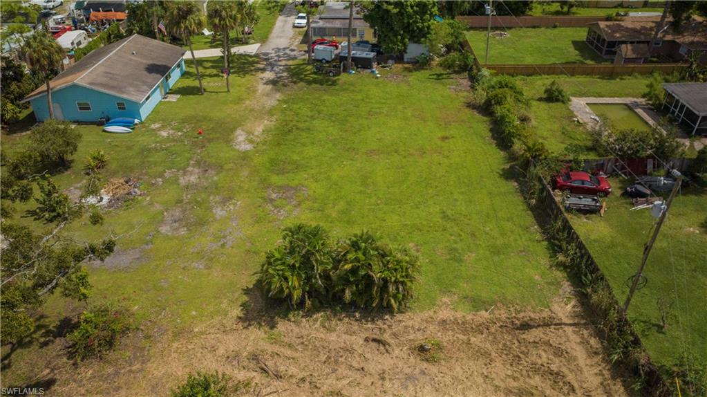 NORTH FORT MYERS - Land