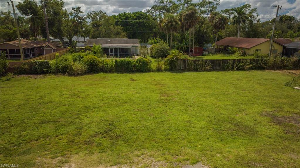 NORTH FORT MYERS - Land