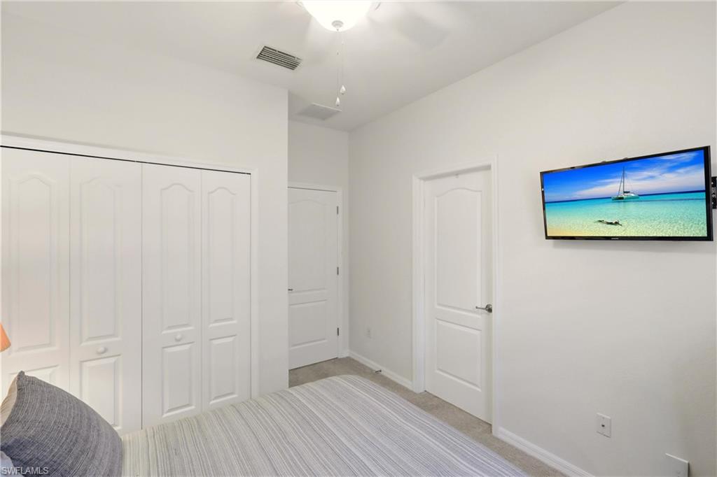 REFLECTION ISLES - Residential