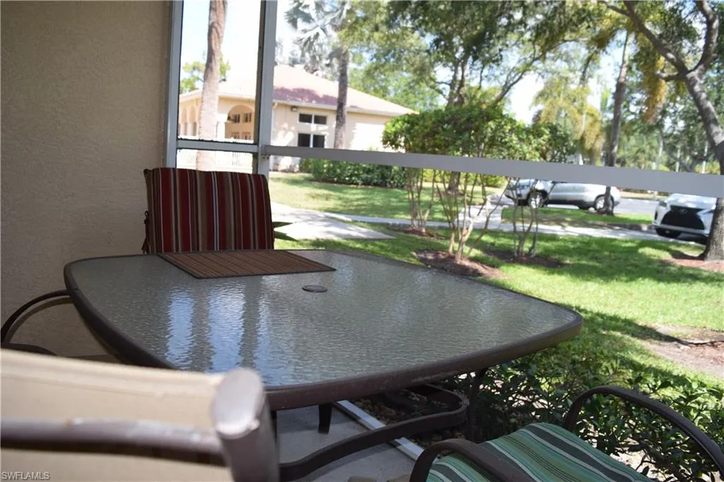 Naples, Florida 34104, United States, 2 Bedrooms Bedrooms, ,2 BathroomsBathrooms,Residential,Active,31002