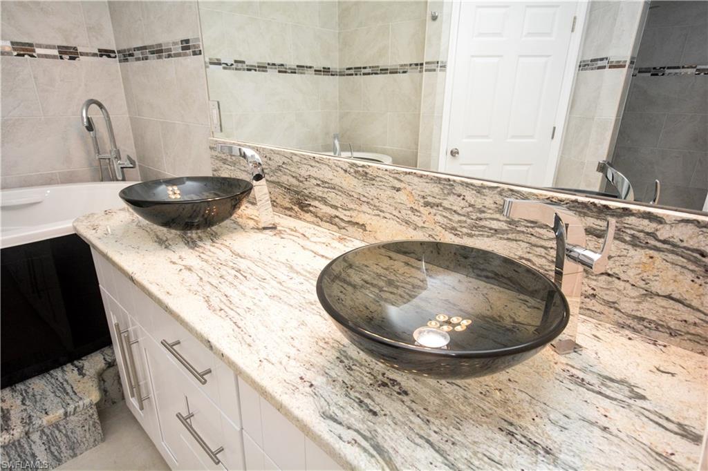 AVALON PRESERVE - Residential