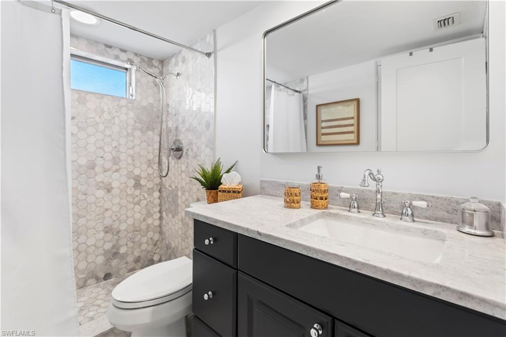 MARINA MANOR - Residential Lease