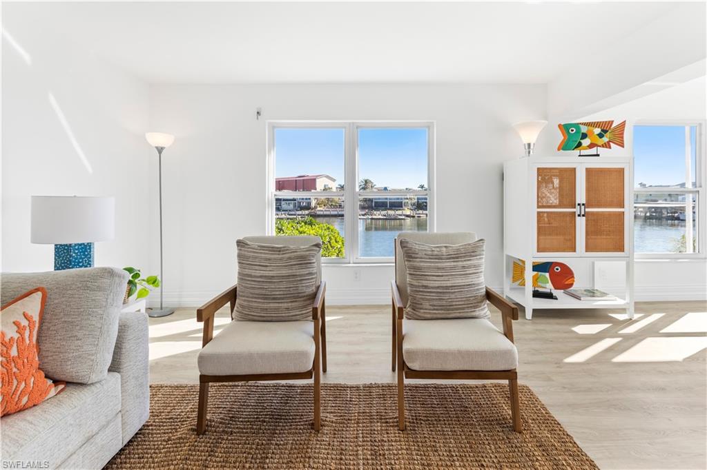 MARINA MANOR - Residential Lease