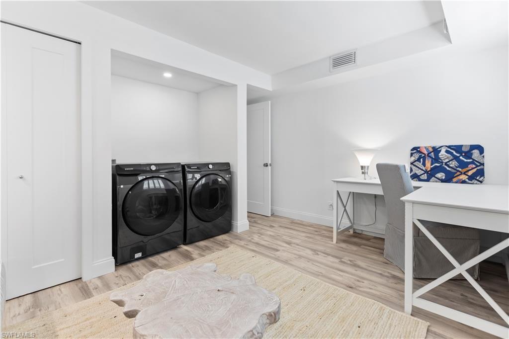 MARINA MANOR - Residential Lease