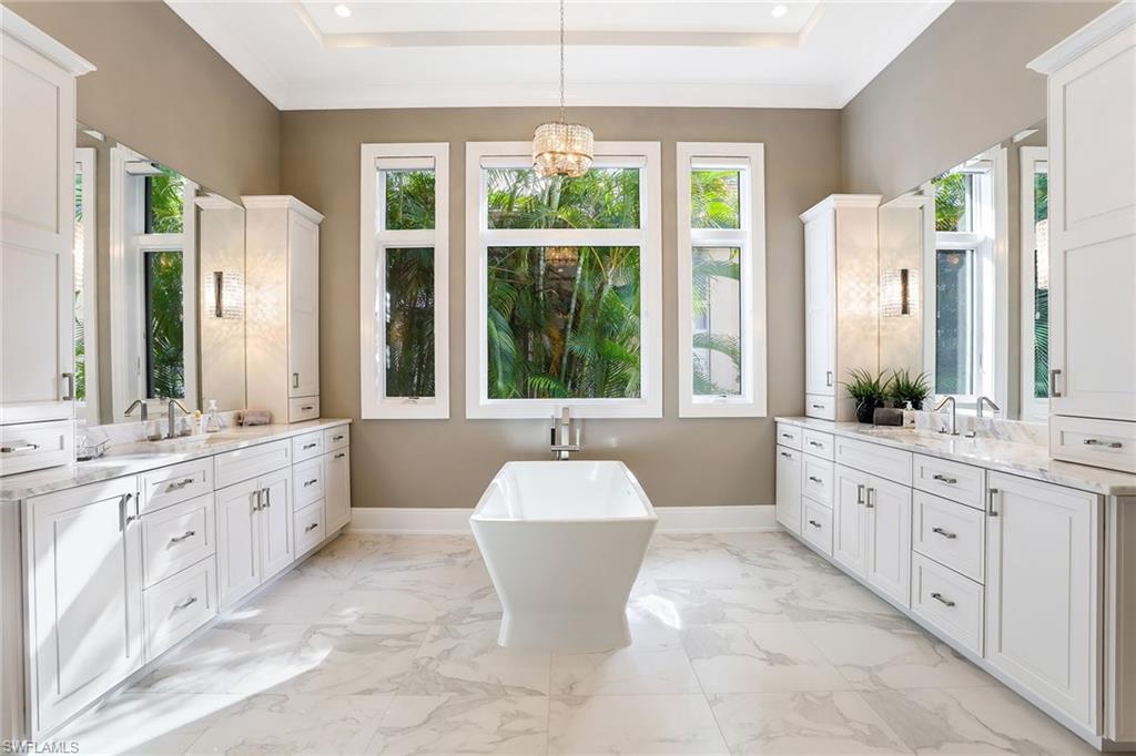 OLDE NAPLES - Residential