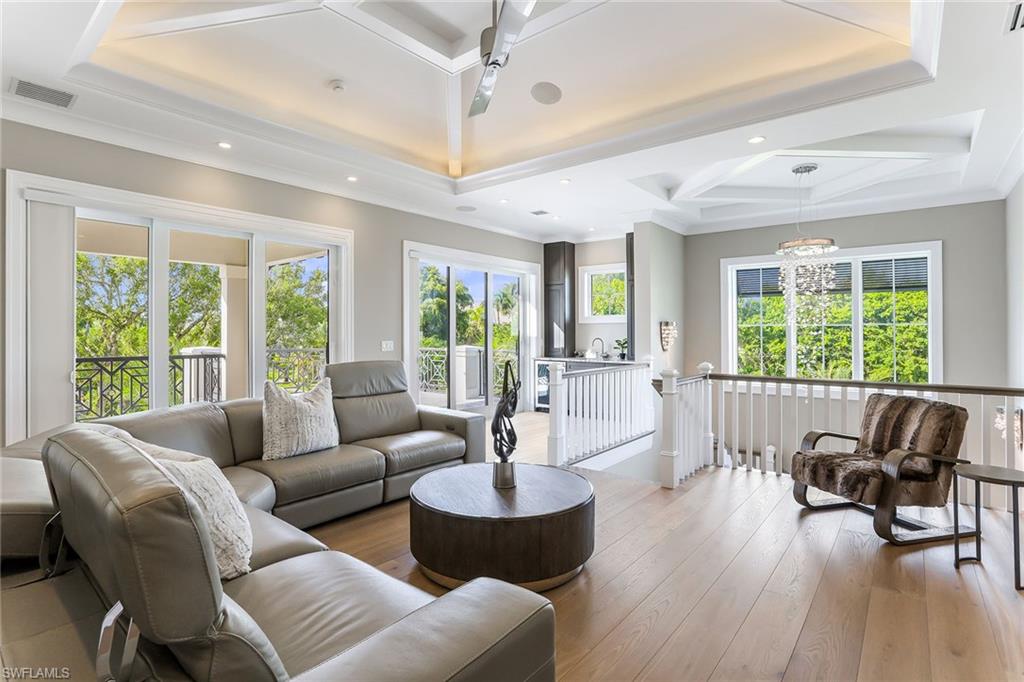 OLDE NAPLES - Residential