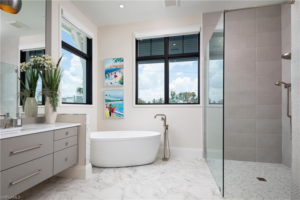 MCPHIE PARK - Residential