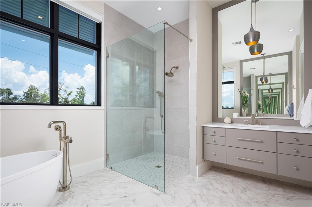 MCPHIE PARK - Residential