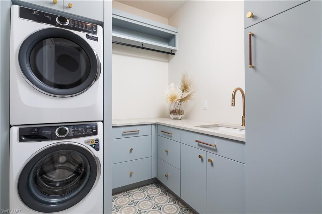 MCPHIE PARK - Residential