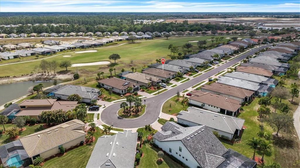 COUNTRY CLUB - Residential